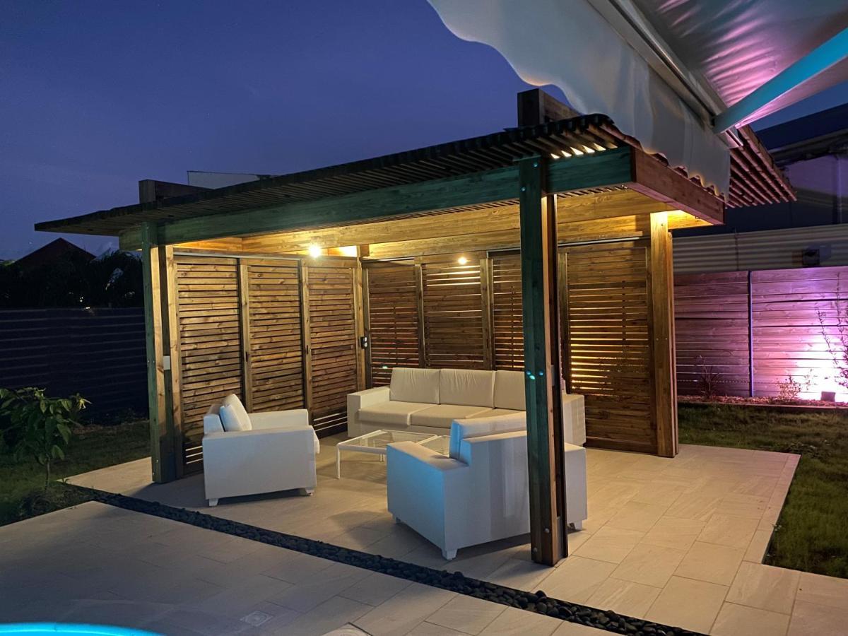 Villa Nomilou Beach Avec Acces Direct Plage 생프랑수아 외부 사진