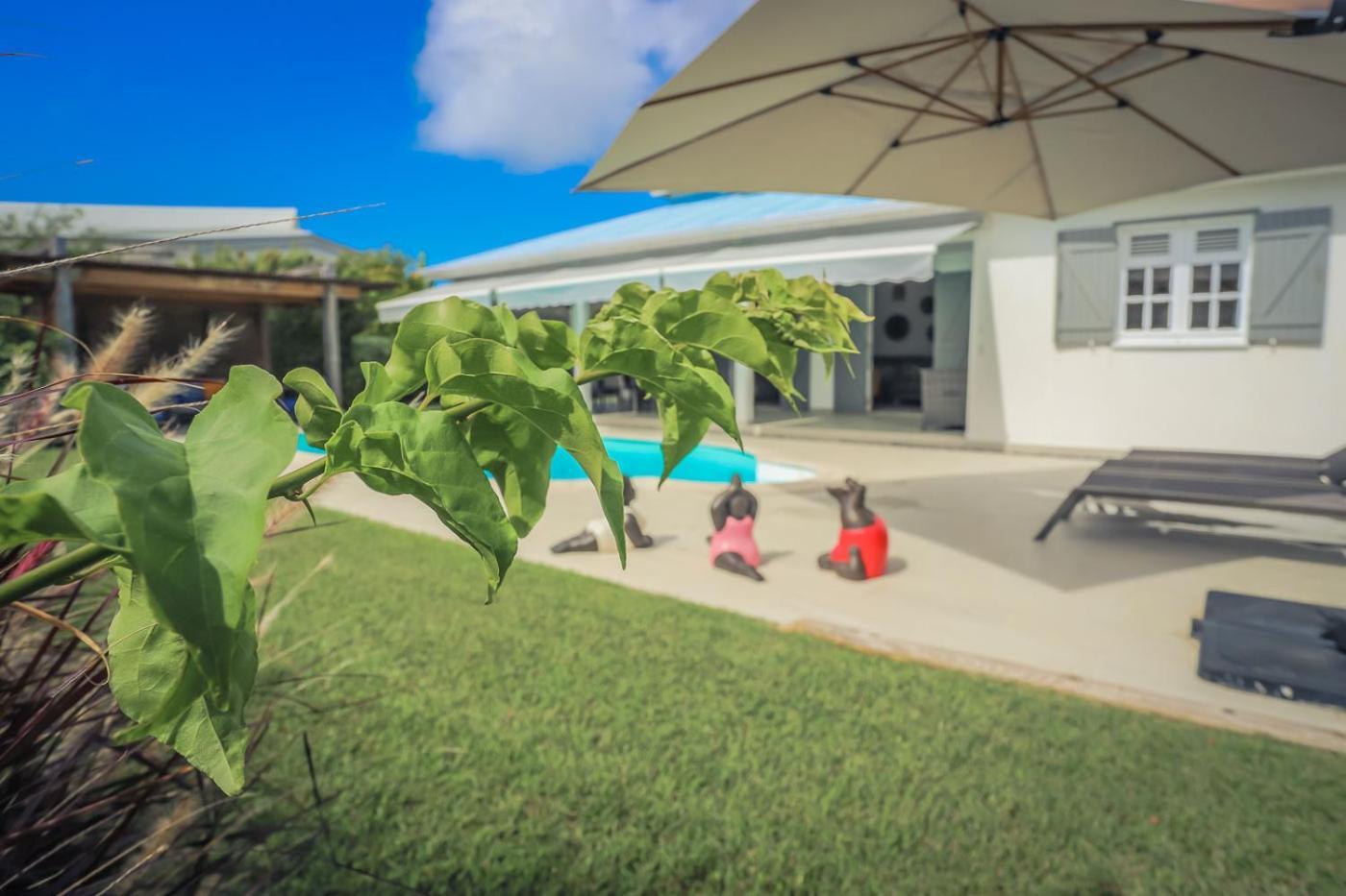 Villa Nomilou Beach Avec Acces Direct Plage 생프랑수아 외부 사진